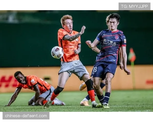 帕利尼亚组织能力遭质疑 球迷批评其中场传导业余